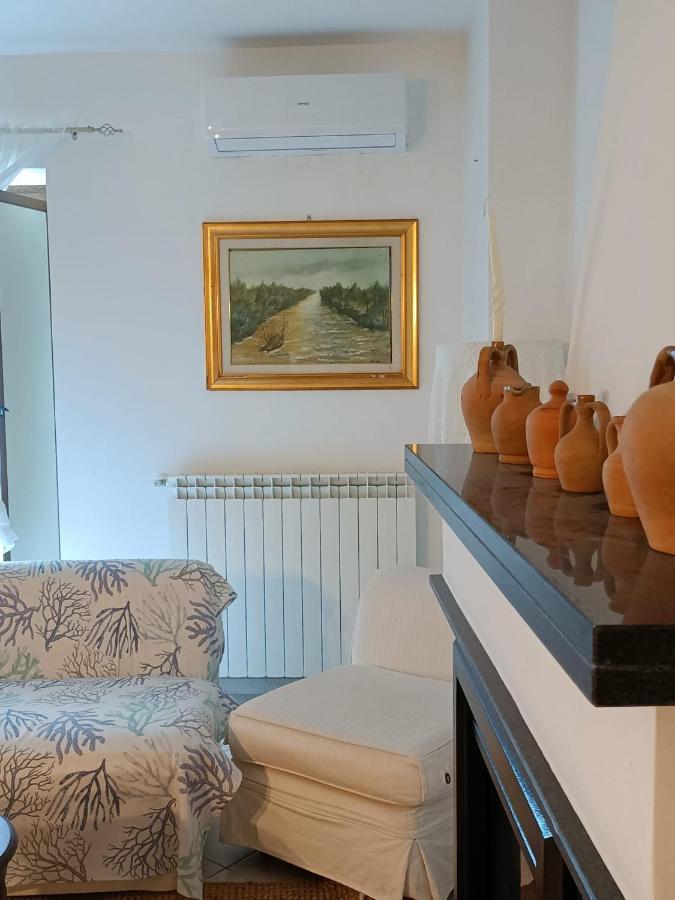 Apartamento Adelina E Il Bosso Policastro Bussentino Exterior foto
